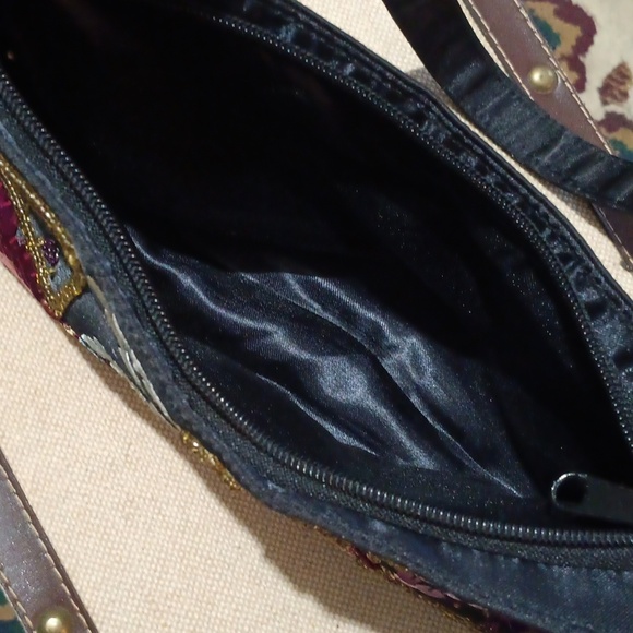 🤠Vintage Embroidered Beaded Black Satin Handbag - Picture 5 of 5